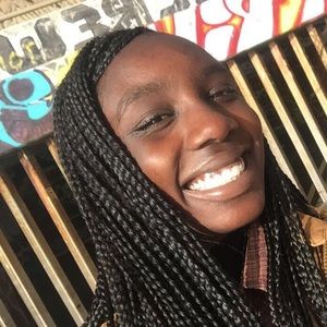 Meet your Posher, Henrieta